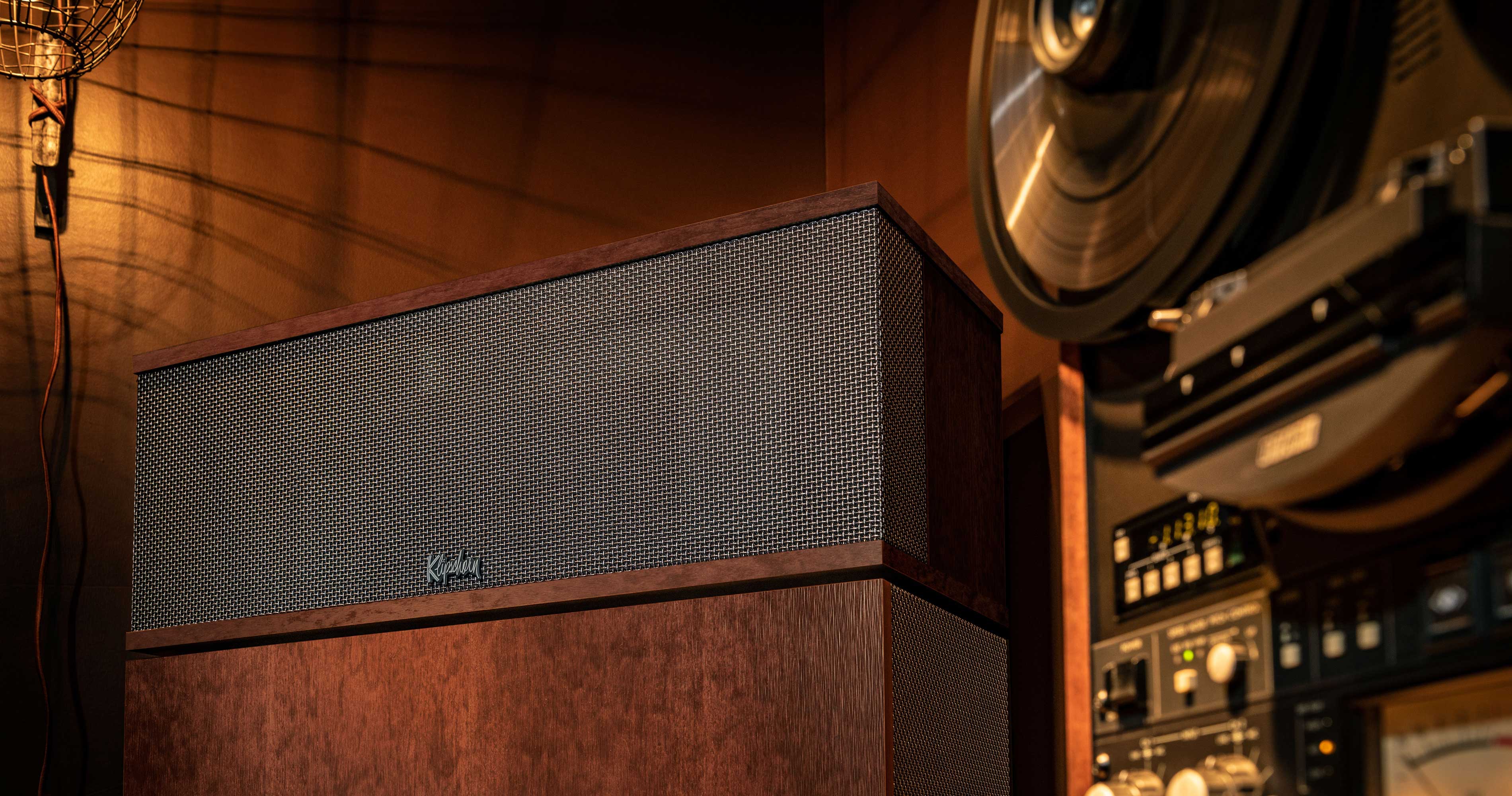 Henley Audio | Klipsch Announce Klipschorn AK7 and La Scala AL6