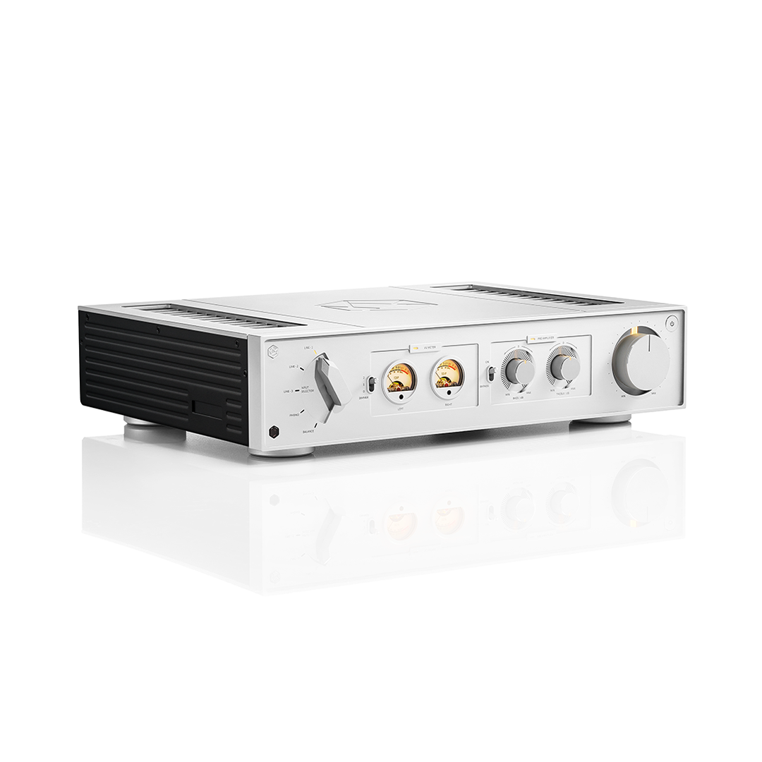 HiFi ROSE RA280 銀色機身斜視圖與音色控制旋鈕